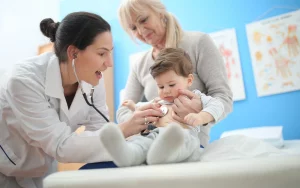 Read more about the article Zašto deca treba da imaju svog pedijatra kao što odrasli imaju svog zubara